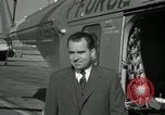 Standbild CIA-Direktor Dulles und Vice President Nixon Arlington Virginia USA, 1955, aus Sekunde 43 historischem Filmmaterial Videoclip 65675028255