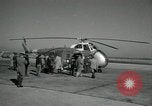 Standbild CIA-Direktor Dulles und Vice President Nixon Arlington Virginia USA, 1955, aus Sekunde 55 historischem Filmmaterial Videoclip 65675028255