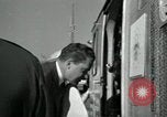 Immagine di Richard Nixon M Arlington Virginia USA, 1955, secondo 18 filmato di repertorio 65675028258