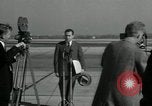 Immagine di Richard Nixon M Arlington Virginia USA, 1955, secondo 60 filmato di repertorio 65675028258