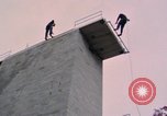 Standbild Federal Bureau Of Investigation) Quantico Virginia USA, 1976, aus Sekunde 15 historischem Filmmaterial Videoclip 65675028302