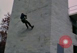 Standbild Federal Bureau Of Investigation) Quantico Virginia USA, 1976, aus Sekunde 24 historischem Filmmaterial Videoclip 65675028302
