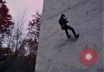 Standbild Federal Bureau Of Investigation) Quantico Virginia USA, 1976, aus Sekunde 45 historischem Filmmaterial Videoclip 65675028302