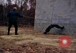 Standbild Federal Bureau Of Investigation) Quantico Virginia USA, 1976, aus Sekunde 57 historischem Filmmaterial Videoclip 65675028302