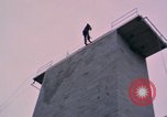 Standbild Federal Bureau Of Investigation) Quantico Virginia USA, 1976, aus Sekunde 29 historischem Filmmaterial Videoclip 65675028304