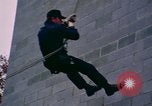 Standbild Federal Bureau Of Investigation) Quantico Virginia USA, 1976, aus Sekunde 47 historischem Filmmaterial Videoclip 65675028304
