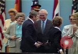 Standbild Präsident Ronald Reagan Berlin Deutschland, 1987, aus Sekunde 57 historischem Filmmaterial Videoclip 65675028305