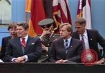 Standbild Helmut Kohl Berlin Deutschland, 1987, aus Sekunde 24 historischem Filmmaterial Videoclip 65675028307