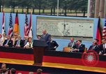 Standbild Helmut Kohl Berlin Deutschland, 1987, aus Sekunde 32 historischem Filmmaterial Videoclip 65675028308