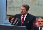 Standbild Ronald Reagan Berlin Deutschland, 1987, aus Sekunde 53 historischem Filmmaterial Videoclip 65675028309