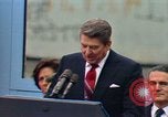 Standbild Ronald Reagan Berlin Deutschland, 1987, aus Sekunde 55 historischem Filmmaterial Videoclip 65675028309