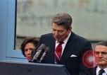 Standbild Ronald Reagan Berlin Deutschland, 1987, aus Sekunde 56 historischem Filmmaterial Videoclip 65675028309