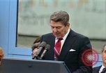 Standbild Ronald Reagan Tear Down This Wall Berlin Deutschland, 1987, aus Sekunde 42 historischem Filmmaterial Videoclip 65675028311