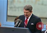 Standbild Ronald Reagan Tear Down This Wall Berlin Deutschland, 1987, aus Sekunde 53 historischem Filmmaterial Videoclip 65675028311