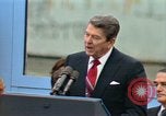 Standbild Ronald Reagan Tear Down This Wall Berlin Deutschland, 1987, aus Sekunde 55 historischem Filmmaterial Videoclip 65675028311