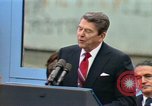Standbild Ronald Reagan Tear Down This Wall Berlin Deutschland, 1987, aus Sekunde 61 historischem Filmmaterial Videoclip 65675028311