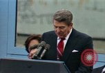 Standbild Ronald Reagan Berlin Deutschland, 1987, aus Sekunde 41 historischem Filmmaterial Videoclip 65675028312
