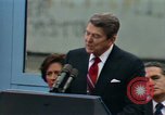 Image Ronald Reagan parlant Berlin Allemagne, 1987, de la seconde 4 séquences d'archives historiques vidéo 65675028313