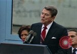 Image Ronald Reagan parlant Berlin Allemagne, 1987, de la seconde 15 séquences d'archives historiques vidéo 65675028313