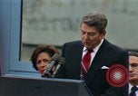 Image Ronald Reagan parlant Berlin Allemagne, 1987, de la seconde 24 séquences d'archives historiques vidéo 65675028313