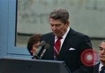Image Ronald Reagan parlant Berlin Allemagne, 1987, de la seconde 33 séquences d'archives historiques vidéo 65675028313