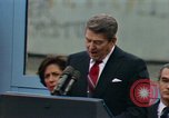 Image Ronald Reagan parlant Berlin Allemagne, 1987, de la seconde 41 séquences d'archives historiques vidéo 65675028313