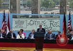 Image Ronald Reagan parlant Berlin Allemagne, 1987, de la seconde 53 séquences d'archives historiques vidéo 65675028313