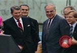 Image Ronald Reagan Berlin Allemagne, 1987, de la seconde 14 séquences d'archives historiques vidéo 65675028315
