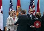 Image Ronald Reagan Berlin Allemagne, 1987, de la seconde 40 séquences d'archives historiques vidéo 65675028315