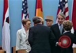Image Ronald Reagan Berlin Allemagne, 1987, de la seconde 41 séquences d'archives historiques vidéo 65675028315
