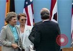 Image Ronald Reagan Berlin Allemagne, 1987, de la seconde 48 séquences d'archives historiques vidéo 65675028315