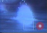 Standbild Desert Storm Bombardierung Kuwait, 1991, aus Sekunde 9 historischem Filmmaterial Videoclip 65675028318