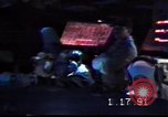 Standbild Desert Storm Bombardierung Kuwait, 1991, aus Sekunde 29 historischem Filmmaterial Videoclip 65675028318