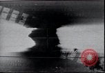 Standbild Desert Storm Bombardierung Kuwait, 1991, aus Sekunde 45 historischem Filmmaterial Videoclip 65675028318