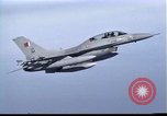 Standbild Desert Storm US-Flugzeuge Irak, 1991, aus Sekunde 16 historischem Filmmaterial Videoclip 65675028320