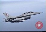 Standbild Desert Storm US-Flugzeuge Irak, 1991, aus Sekunde 17 historischem Filmmaterial Videoclip 65675028320
