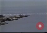 Standbild Desert Storm US-Flugzeuge Irak, 1991, aus Sekunde 24 historischem Filmmaterial Videoclip 65675028320