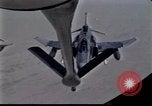 Standbild Desert Storm US-Flugzeuge Irak, 1991, aus Sekunde 31 historischem Filmmaterial Videoclip 65675028320