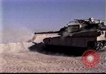 Standbild Allgemeine größere McCaffry Irak, 1991, aus Sekunde 16 historischem Filmmaterial Videoclip 65675028322