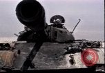 Standbild Highway des Todes Kuwait, 1991, aus Sekunde 18 historischem Filmmaterial Videoclip 65675028326