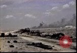 Standbild Highway des Todes Kuwait, 1991, aus Sekunde 50 historischem Filmmaterial Videoclip 65675028326