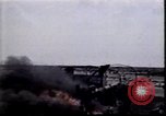 Standbild Highway des Todes Kuwait, 1991, aus Sekunde 61 historischem Filmmaterial Videoclip 65675028326