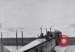 Standbild US Army das fliegende Personal Zug in Joh-4 Jenny Flugzeuge United States USA, 1917, aus Sekunde 7 historischem Filmmaterial Videoclip 65675028344