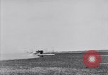 Standbild US Army das fliegende Personal Zug in Joh-4 Jenny Flugzeuge United States USA, 1917, aus Sekunde 22 historischem Filmmaterial Videoclip 65675028344
