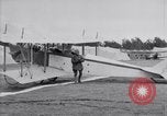 Standbild Ersten Weltkrieg US Army aviator Ausbildung United States USA, 1917, aus Sekunde 53 historischem Filmmaterial Videoclip 65675028345