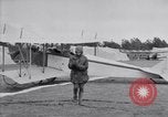 Standbild Ersten Weltkrieg US Army aviator Ausbildung United States USA, 1917, aus Sekunde 58 historischem Filmmaterial Videoclip 65675028345