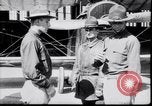 Standbild US Army Ersten Weltkrieg aviator Ausbildung Graduierung United States USA, 1917, aus Sekunde 17 historischem Filmmaterial Videoclip 65675028346