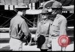 Standbild US Army Ersten Weltkrieg aviator Ausbildung Graduierung United States USA, 1917, aus Sekunde 21 historischem Filmmaterial Videoclip 65675028346