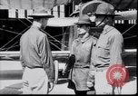 Standbild US Army Ersten Weltkrieg aviator Ausbildung Graduierung United States USA, 1917, aus Sekunde 23 historischem Filmmaterial Videoclip 65675028346