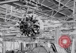 Image Vultee Aircraft usine United States USA, 1942, de la seconde 26 séquences d'archives historiques vidéo 65675028351